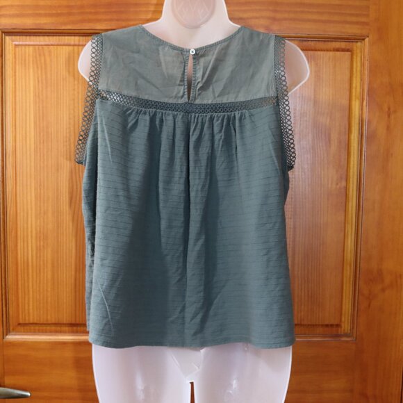 Loft Green Tank Top with Lacey Details Key Hole Med - Picture 8 of 11